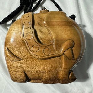 🎉HOT PICK🎉 Timmy Woods Wood  Carved Elephant Purse Hook and Loop closure.